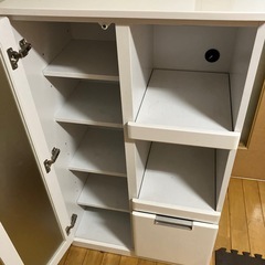 食器棚　レンジ台の画像