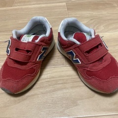 15cm　ニューバランス　キッズスニーカー（赤）の画像