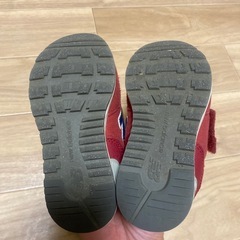 15cm　ニューバランス　キッズスニーカー（赤）の画像