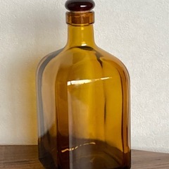 インテリア ビン 蓋つきの画像