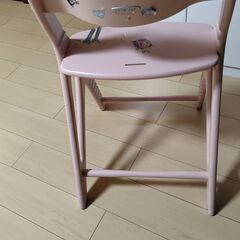 子供用食卓椅子の画像