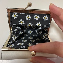 ミッフィーの3つ折りお財布の画像