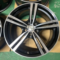 HOT STUUFF18 7J1/2 114.3 4本 の画像