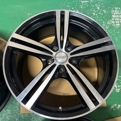 HOT STUUFF18 7J1/2 114.3 4本 の画像