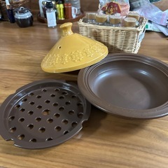 【成約済】1人〜２人用　タジン鍋の画像
