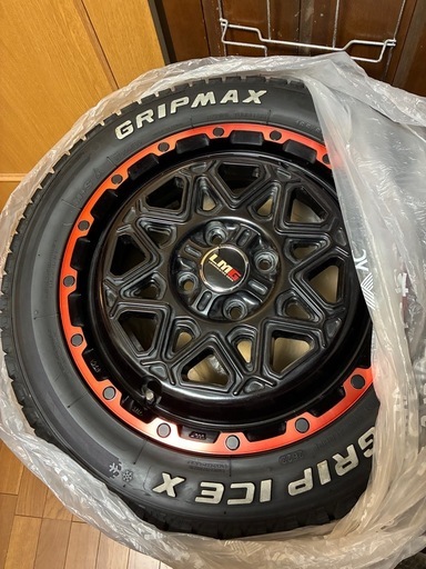 （商談中）スタッドレスタイヤ／ホイル付15インチ