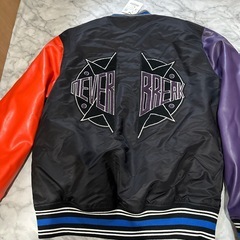 新品！ZARAジャケットの画像