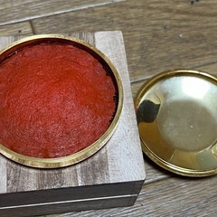 朱肉入れ 24KGP 24金メッキ 木箱入り 菊紋の画像