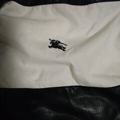 バーバリー　ダウン　Lサイズの画像