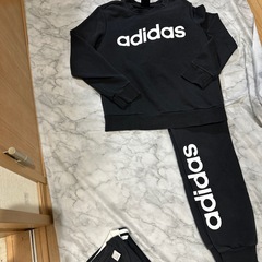 adidasまとめ売りの画像