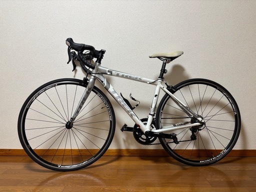 ロードバイク 
TREK LEXA SLX 2011年モデル