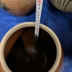 漬物の甕　蓋付きの画像