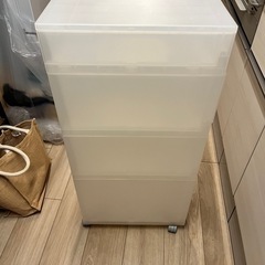 収納ラック　透明　　無印の画像