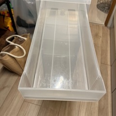 収納ラック　透明　　無印の画像