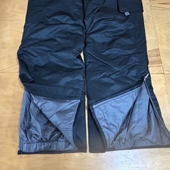 【美品DESCENTE
】スキーウエア上下男子Lサイズの画像