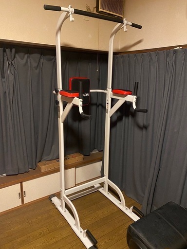 懸垂バー　筋トレ　ぶら下がり健康器