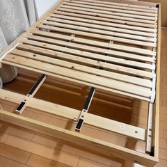 セミダブル檜スノコベッドの画像