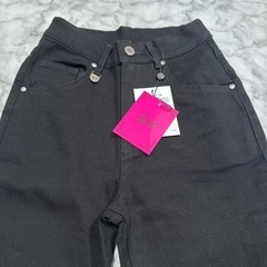 新品タグ付き！Radyデニムパンツの画像