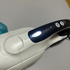 マキタ18V充電式クリーナーCL182FD 純正5.0Ahバッテリー1個、サイクロンユニット、純正急速充電器付の画像