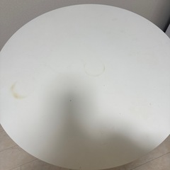 ホワイト丸テーブル27日までの画像