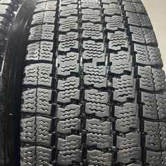 TOYO DELVEX M935 215/70R17.5 118/116N LT 17.5インチ ライトトラック用 スタッドレス 6本 20～24年製 バリ溝 コースター等　(STT039)の画像