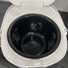 Panasonic SR-KT067 IH炊飯器2018年製 ホワイト 3.5合の画像