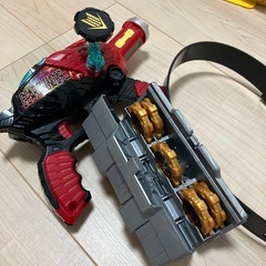 【募集中】【ジャンク品】子ども　変身おもちゃ　の画像