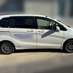 フリード福祉車両の画像