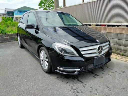 個人オーナー美車出品！メルセデスベンツB200☆色ホワイト☆雪道◎スタッドレス装着車！クルーズコントロール付！ヘッドライト綺麗！ メルセデスベンツ Bクラス B180 ブルーエフィシェンシー 車検令和８年２月