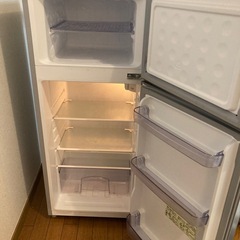 【受け渡し予定者決定済み】冷蔵庫　容量118L シャープ製の画像