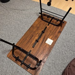 折りたたみテーブルの画像