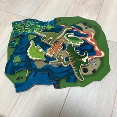 【募集中】IKEA 恐竜　木製おもちゃ　知育玩具の画像