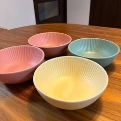 かわいいお皿&ボール６枚セットの画像