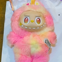 ラブブ　ぬいぐるみ　エナジー　ロイヤリティ　ピンク　イエローの画像