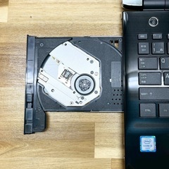 フルHD搭載　東芝 ノートパソコン Windows11 メモリ8GB SSD256GB 15.6インチ Blu-ray カメラ USB3.0対応 Bluetooth Wi-Fi テンキーの画像