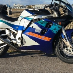 スズキ　
GSXR1100Wの画像
