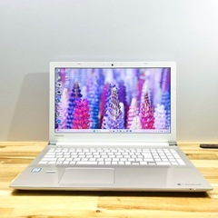 新品SSD搭載 東芝 dynabook / サテンゴールド Windows11 メモリ8GB SSD256GB 15.6インチ フルHD DVD webカメラ Bluetooth テンキー の画像