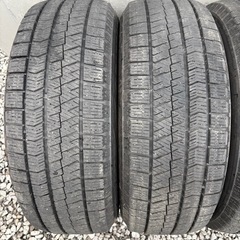 215/60/16冬VRX2の画像
