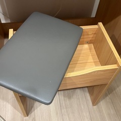 ドレッサー　机　イス　セットの画像