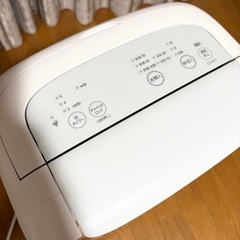 SHARP 衣類乾燥機 除湿機の画像