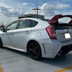 トヨタ プリウスS カスタム車 の画像
