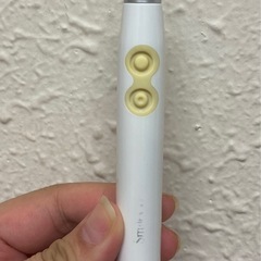 スマイルコスメティック ソニックウェーブクリーナー電動音波ハブラシ　本体+未使用舌クリーナーの画像