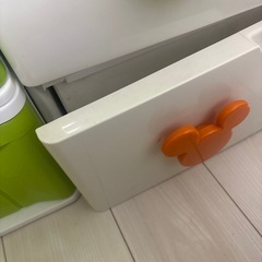 収納棚多数の画像