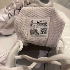 NIKE スニーカー 美品 23.5の画像