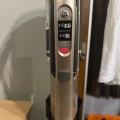 日立、コードレス掃除機セット、PV-BH900H、ジャンクの画像