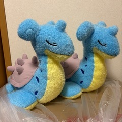 ラプラス ふわふわ ぬいぐるみ2体の画像