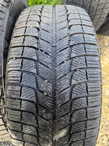 ミシュラン冬タイヤ235/50R18