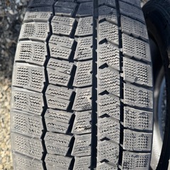 ダンロップ冬タイヤ235/50R18の画像