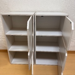 カラーボックス 2個 収納ボックス 本棚 扉付き 3段 オフホワイトの画像