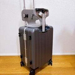 【新品】子どもが乗れる キャリーケース スーツケース S 機内持ち込み 40L TSAロック　グレー の画像